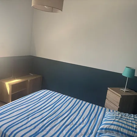 Du Canal 3 Piscine 175 M2 *